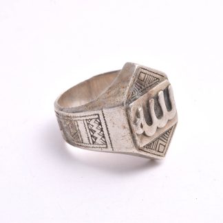 RING SILVER M ARABISKA TECKNET FÖR "ALLAH", 20,75MM (NGT REPIG) TILLV. GULDFYND