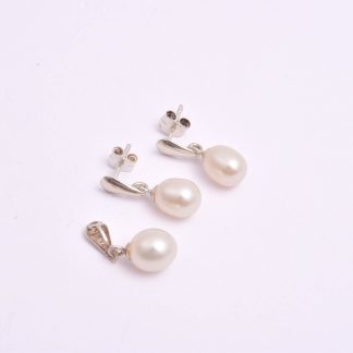 PAR ÖRHÄNGEN SILVER M SÖTVATTEN-PÄRLOR, 1,7CM + HÄNGE SILVER M SÖTVATTEN-PÄRLA, 1,7CM