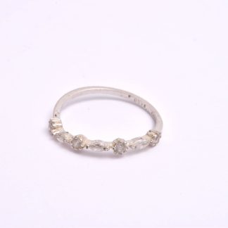 RING SILVER M VITA SYNTETISKA STENAR, 16MM