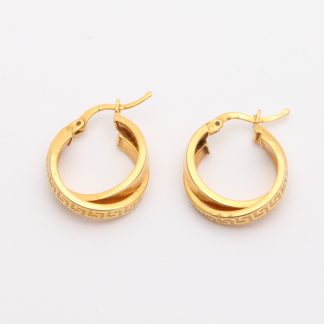 PAR ÖRHÄNGEN MED MEANDERMÖNSTER 22x18MM - OBS! LITEN BUCKLA PÅ ETT AV ÖRHÄNGENA, SYNS KNAPPT!