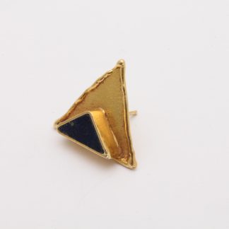 ETT UDDA ÖRHÄNGE I FROSTAD OCH VÅGIG DESIGN MED BLÅ NATURSTEN, 18x18MM - OBS! LÅS SAKNAS - TOTALVIKT: