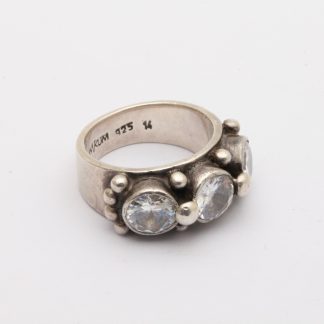 RING MED KRISTALLER ø 17,25MM - TILLV. KUMKUM