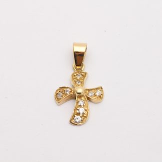 HÄNGE KORS MED KRISTALLER 25x14MM - TOTALVIKT: