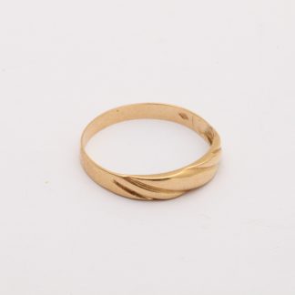 RING MED MÖNSTER ø 17MM - TILLV. GULDFYND