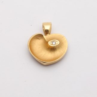 HÄNGE MED DIAMANT " EYE OF THE SOUL " 21x17,5MM - TILLV. FINLAND AV BRENDT HÖGKVIST FÖR FINNFEELINGS