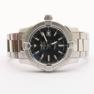 HERRUR BREITLING AVENGER ø 43MM, AUTOMATIC, REF: A17318, S/N: 6255934, I ORIGINAL ETUI OCH MED CERTIFIKAT, SAMT RESEFODRAL - NÅGRA REPOR PÅ LÄNKEN, ANNARS I BRA SKICK