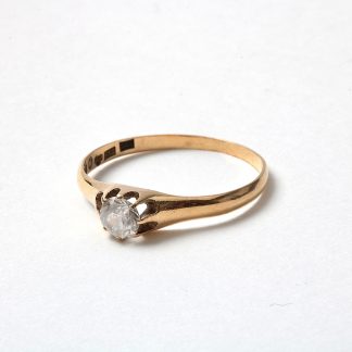 RING MED VIT STEN, 17,5MM