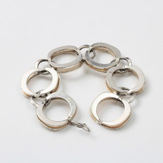 ARMLÄNK I SILVER DESIGN THERESIA HVORSLEV FÖR ALTON, 1971, L 19CM B 3CM, BRUKSSLITAGE